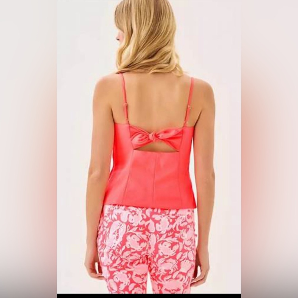 Lilly Pulitzer Shelli Stretch Top Cane Coral NWT
Size 14 - Picture 4 of 6